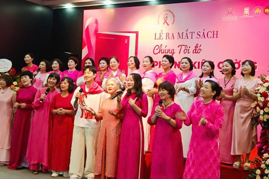 Ra mắt sách ảnh “Chúng tôi đó - Phụ nữ kiên cường”, viết tiếp câu chuyện về niềm tin và nghị lực sống 