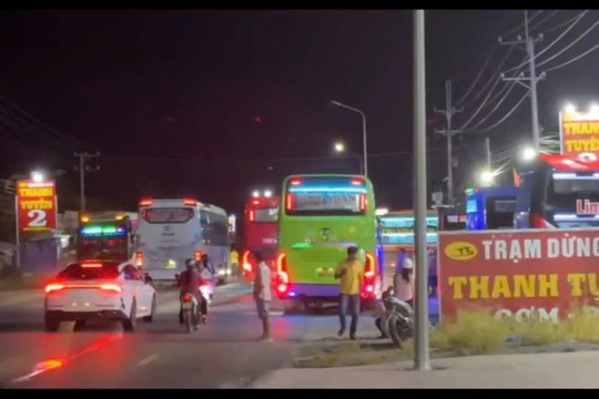Đồng Nai: Trạm dừng chân Thanh Tuyền 2 gây mất an toàn giao thông