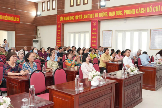 Phú Thượng hưởng ứng Ngày Quốc tế Người cao tuổi