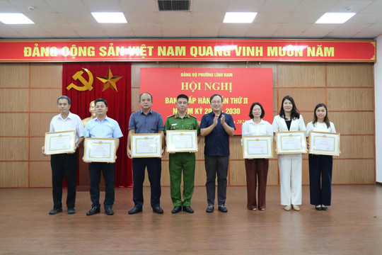 Đảng bộ phường Lĩnh Nam: quyết tâm đổi mới, phát triển toàn diện