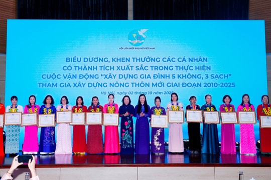 15 năm lan tỏa phong trào "Xây dựng gia đình 5 không, 3 sạch"