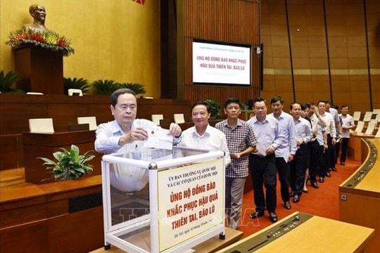 Ủy ban Thường vụ Quốc hội ủng hộ đồng bào khắc phục hậu quả thiên tai