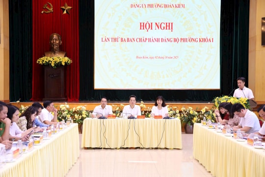Phường Hoàn Kiếm tăng cường ứng dụng công nghệ số trong công tác Đảng