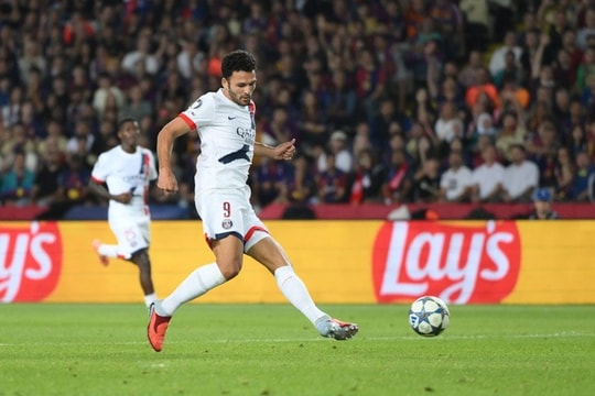 Barca gục ngã phút cuối, PSG tái khẳng định vị thế nhà vua