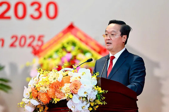 Ông Nguyễn Đức Trung tiếp tục được bầu làm Bí thư Tỉnh ủy Nghệ An khóa XX