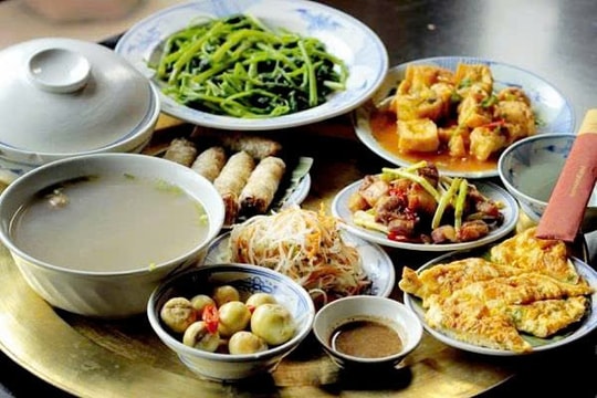 Tiếng mẹ gọi về ăn cơm