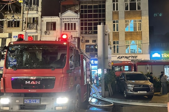 Hà Nội: Cháy tầng 1 ngân hàng ở phường Tây Hồ