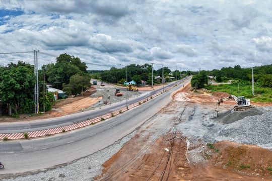 Hà Nội ủy quyền cho Chủ tịch UBND cấp xã phê duyệt điều chỉnh dự án đầu tư xây dựng