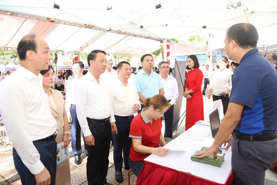 Phiên GDVL xã Tiến Thắng năm 2025: Cơ hội cho lao động địa phương tham gia thị trường lao động