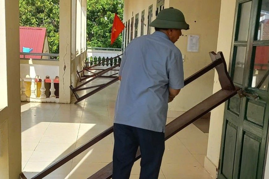 Hải Phòng, Quảng Ninh cho học sinh học trực tuyến tránh bão số 11