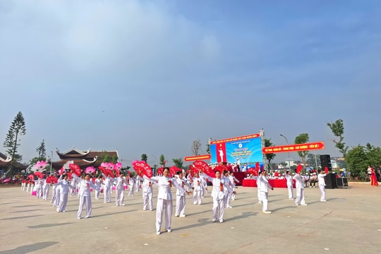 Gần 2.000 người tham gia Đại hội thể dục - thể thao xã Phúc Lộc lần thứ I