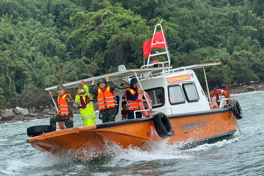 Quảng Ninh: Lực lượng vũ trang Đặc khu Vân Đồn khẩn trương ứng phó bão Matmo
