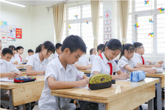 Ứng phó với bão số 11: Hà Nội cho học sinh nghỉ học thứ Hai