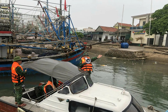 Nghệ An cấm tàu thuyền ra khơi từ ngày 5/10 để phòng, chống bão số 11