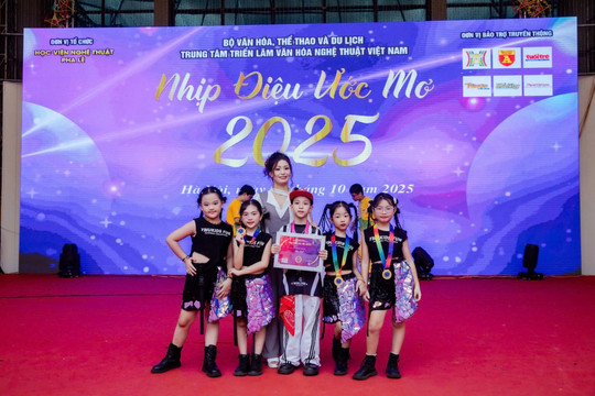 "Nhịp điệu ước mơ" thắp sáng khát vọng của thiếu nhi dịp Trung thu