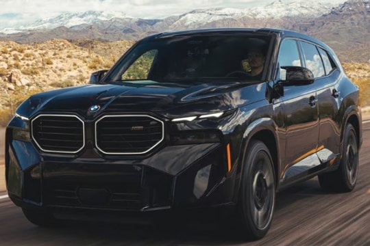 BMW, Mercedes áp đảo thị trường xe nhập khẩu tại Hàn Quốc