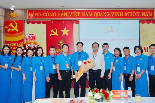 Sôi nổi Đại hội Công đoàn cơ sở trực thuộc Công đoàn phường Trường Vinh