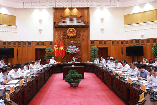 Thủ tướng chủ trì cuộc họp về sắp xếp đơn vị sự nghiệp công lập thuộc các bộ, ngành, địa phương