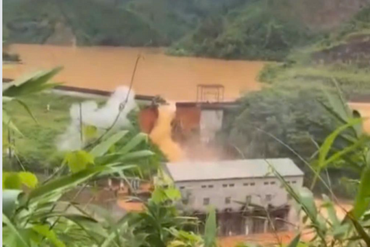 Lạng Sơn: Khoảng 300 hộ dân đã được sơ tán trước khi vỡ đập thủy điện Bắc Khê