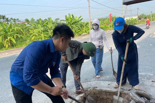 Chung tay xây dựng nếp sống văn minh từ cơ sở Bài 2: Cùng Nhân dân xây dựng Hà Nội văn minh, hiện đại