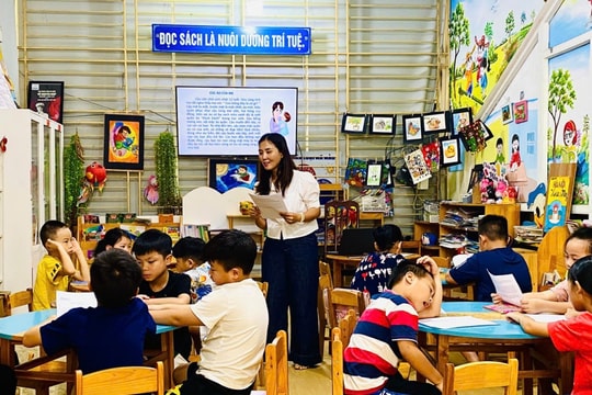 Hà Nội: Mưa lớn kéo dài, các trường đồng loạt thông báo nghỉ học