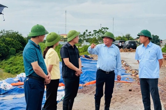 Lãnh đạo Thành ủy Hà Nội kiểm tra tình hình úng ngập và công tác ứng phó mưa lớn do ảnh hưởng của bão số 11