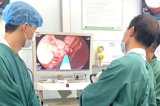 Xuất huyết tiêu hóa do vỡ giãn tĩnh mạch chảy thành tia