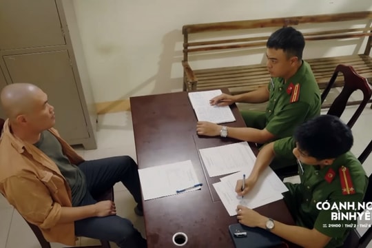 “Có anh, nơi ấy bình yên” tập 42: Hồng Phát khai Xuân là chủ trại lợn, âm mưu phản Bằng bắt đầu lộ diện