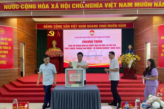 Phú Thượng phát động ủng hộ đồng bào vùng bão, lũ và Tháng cao điểm “Vì người nghèo” năm 2025