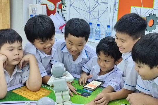 Thành phố Hồ Chí Minh thúc đẩy ứng dụng công nghệ trong giáo dục