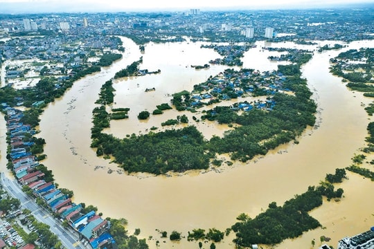 Lũ đặc biệt lớn trên sông Cầu, sông Thương - Cảnh báo sạt lở tại một số tỉnh miền Bắc