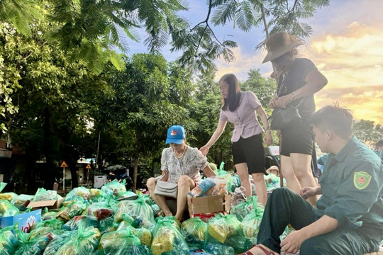 Ủy ban MTTQ phường Phú Diễn: Phát huy sức mạnh đại đoàn kết, lan tỏa tinh thần nhân ái