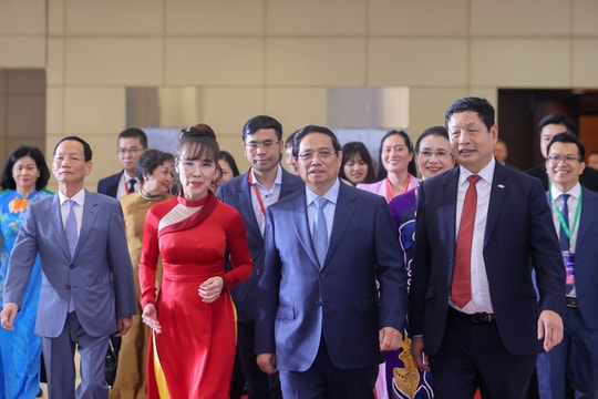 Thủ tướng Chính phủ Phạm Minh Chính: Cộng đồng doanh nghiệp, doanh nhân tư nhân cần chú trọng thực hiện "3 tiên phong"