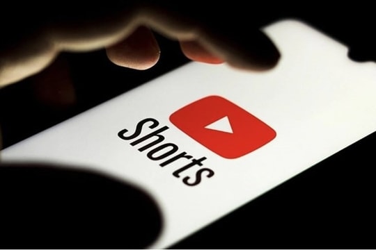 Nghiện video ngắn: Thói quen giải trí thời số hóa và hệ lụy khó lường