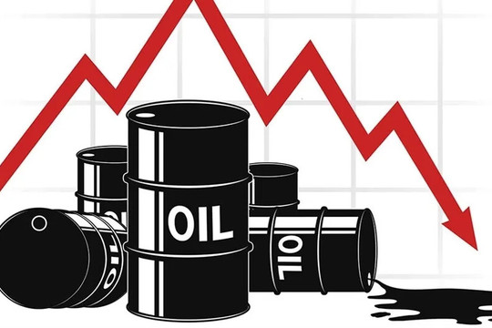 Giá xăng dầu hôm nay 10/10: quay đầu giảm
