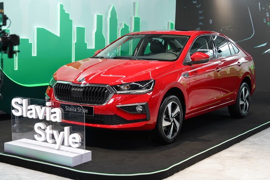 Tiêu thụ ô tô tăng trở lại giữa nhiều âu lo