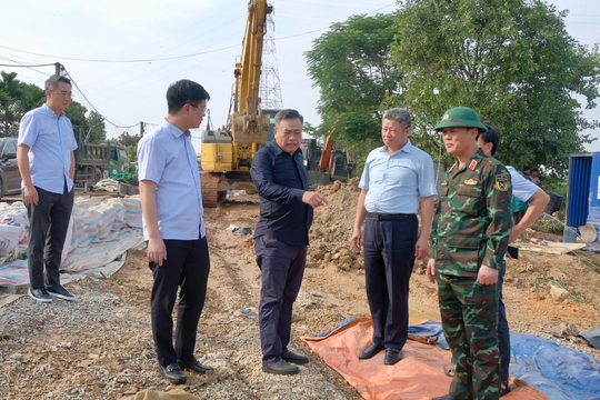 Chủ tịch UBND thành phố Hà Nội Trần Sỹ Thanh Tập trung khắc phục hậu quả, giúp người dân sớm ổn định sau lũ