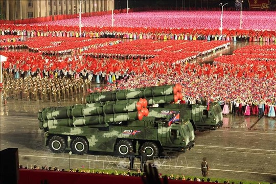 Hình ảnh Lễ duyệt binh kỷ niệm 80 năm thành lập Đảng Lao động Triều Tiên