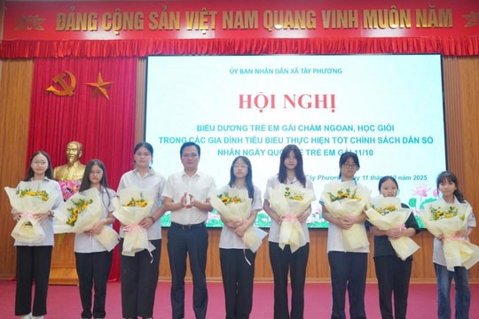 40 trẻ em gái chăm ngoan, học giỏi tiêu biểu được biểu dương, khen thưởng