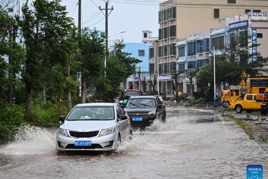 Trung Quốc kích hoạt ứng phó lũ lụt khẩn cấp mức 4