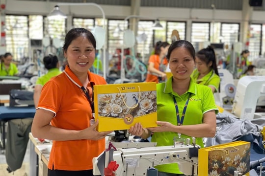 Mỗi mùa trăng, một dấu ấn Tân Đệ