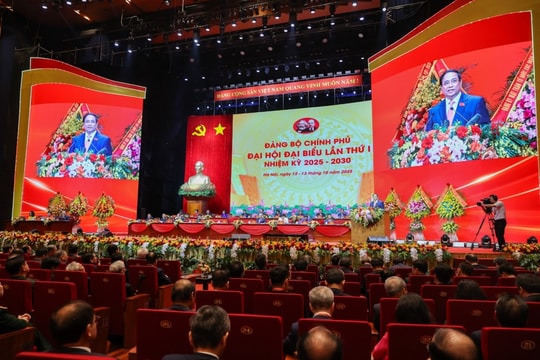 Thủ tướng Phạm Minh Chính: Đảng bộ Chính phủ phấn đấu là một trong những Đảng bộ tiên phong trong triển khai Nghị quyết Đại hội XIV của Đảng
