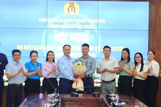 Ra mắt Ban Chấp hành Công đoàn xã Phú Xuyên, nhiệm kỳ 2025 - 2030