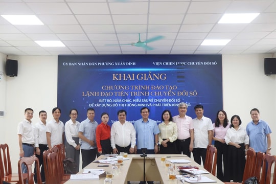 Xuân Đỉnh: Bồi dưỡng kiến thức chuyển đổi số cho cán bộ, hướng tới đô thị thông minh kiểu mẫu