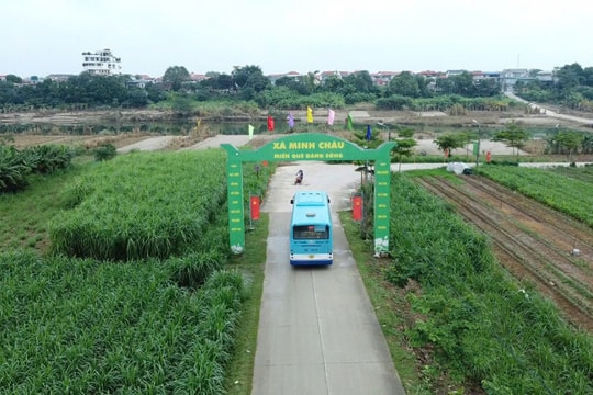 Khai trương tuyến xe buýt 20ATC kết nối xã đảo Minh Châu với trung tâm Hà Nội