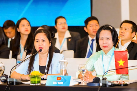 FIFA và ASEAN đẩy mạnh hợp tác phát triển bóng đá toàn diện