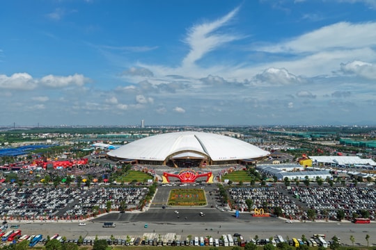 Biểu tượng mới cho một Việt Nam kết nối, phát triển, hội nhập