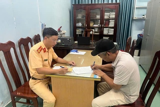 Khánh Hòa Xử phạt tài xế xe khách lấn làn nguy hiểm trên đèo Khánh Lê