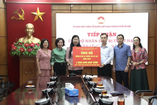 Hà Nội Tiếp nhận hơn 2,1 tỷ đồng ủng hộ Nhân dân vùng bão lũ