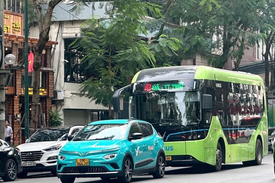 Chuyển đổi giao thông xanh: Quyết liệt hóa giải từng rào cản